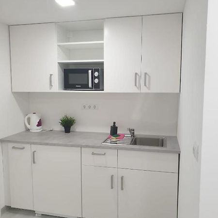Betariel'Com Westbahnhof M Apartment Wien Ngoại thất bức ảnh