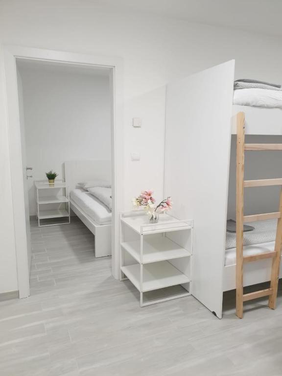 Betariel'Com Westbahnhof M Apartment Wien Ngoại thất bức ảnh